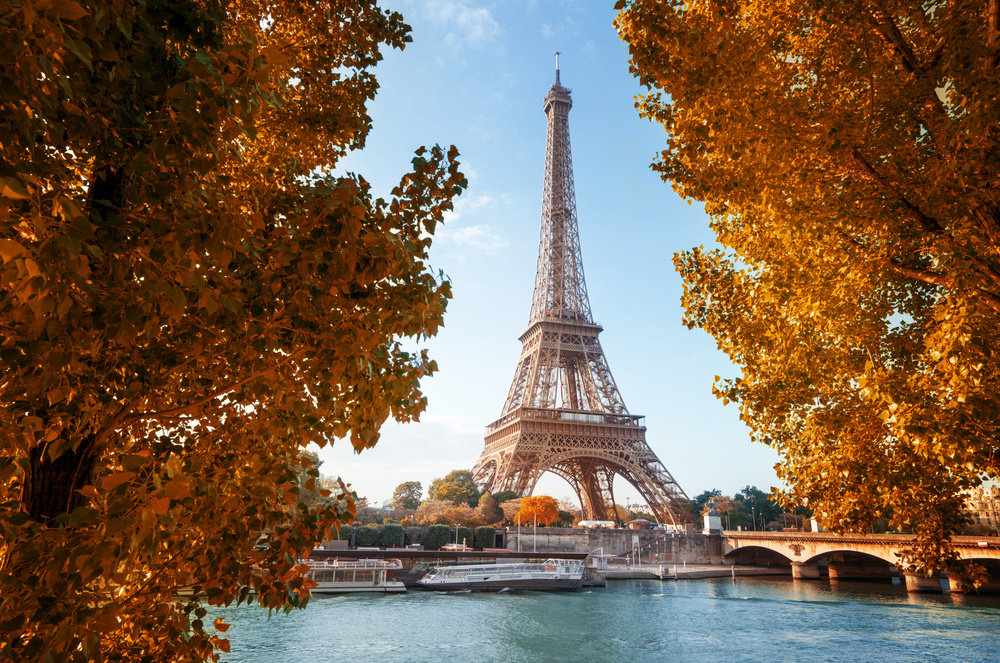 Seine in Paris with Eiffel tower in autumn time-3